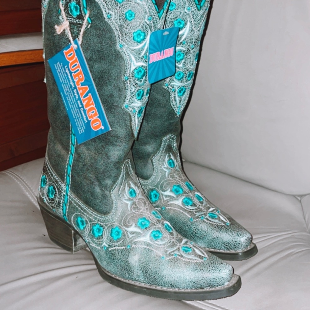 Womens Durango Cowboy boots!